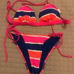 Abercrombie bikini medium never been used